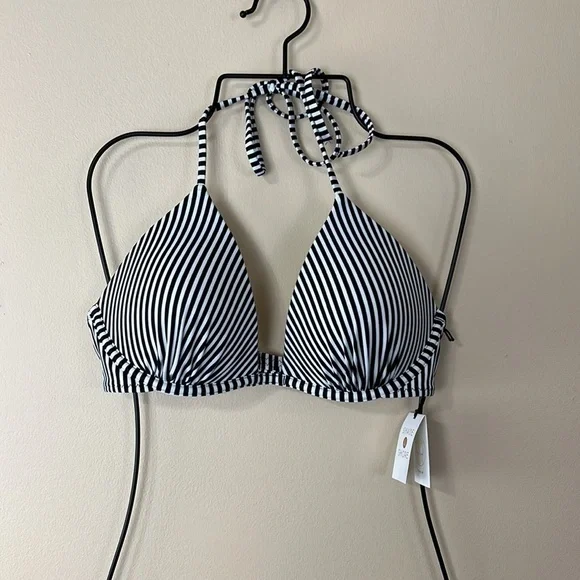 NWT bikini top - Picture 3 of 5